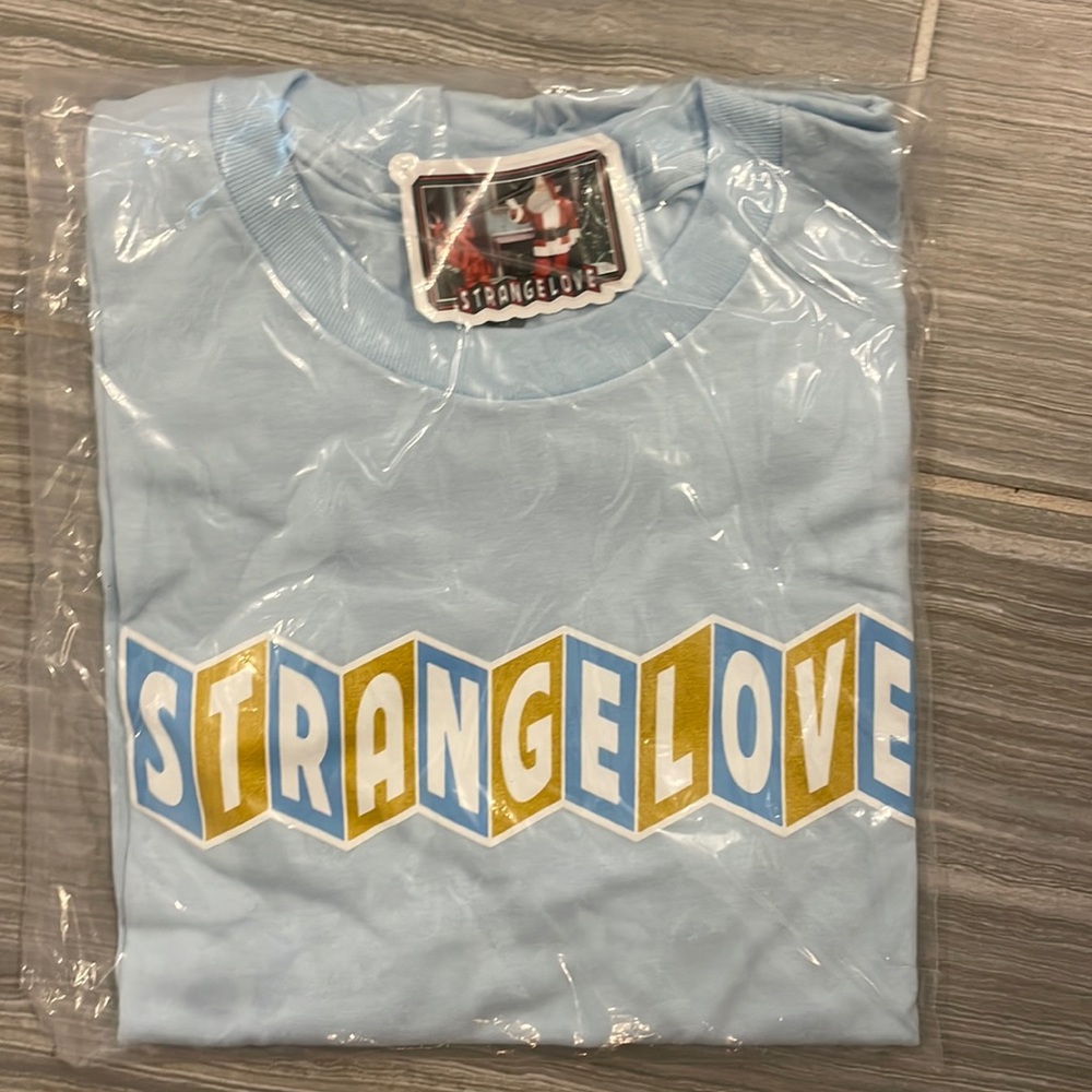 ⛄️ NWT Strangelove x Sean Cliver Blue and Gold Tshirt size Small ⛄️